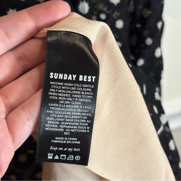 Aritzia Sunday Best Bonita Mini Dress Black / White Daisy Pattern Medium - Picture 9 of 10